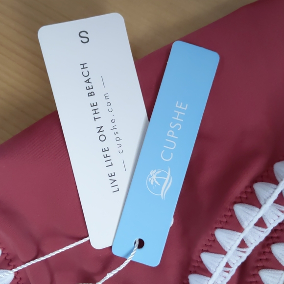 Brand new cupshe bikini - Picture 3 of 4